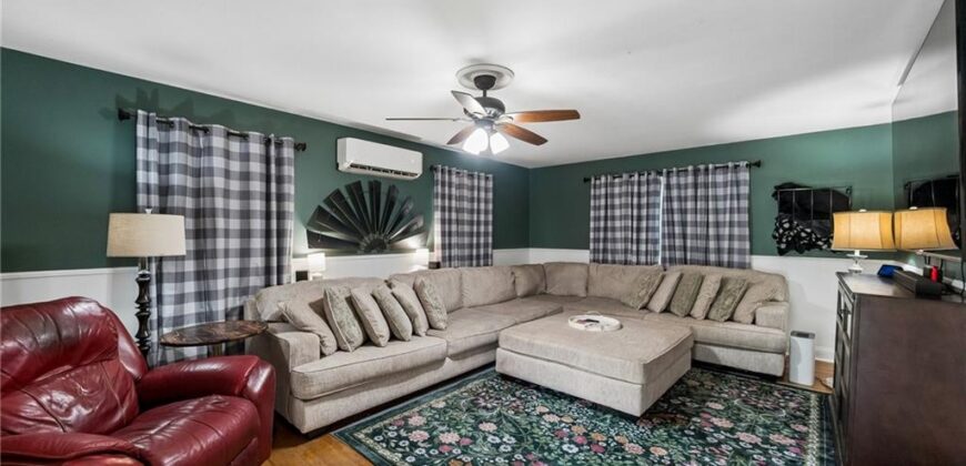 4835 NE Sherwood Drive, Kansas City, MO 64119