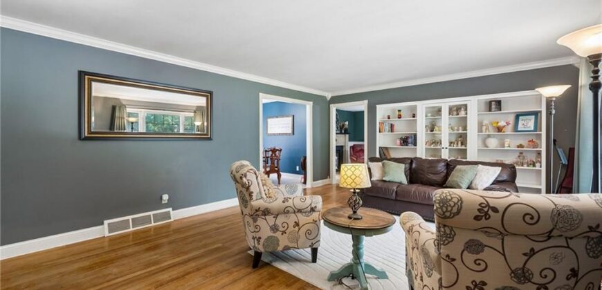 4835 NE Sherwood Drive, Kansas City, MO 64119