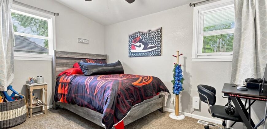 1044 HIGHLAND Drive, Liberty, MO 64068