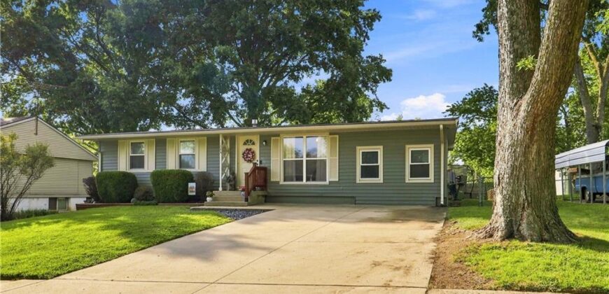 1044 HIGHLAND Drive, Liberty, MO 64068