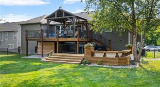 911 Chisam Road, Kearney, MO 64060