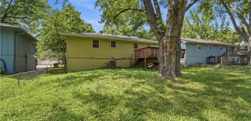 6493 Delta Avenue, Kansas City, MO 64151