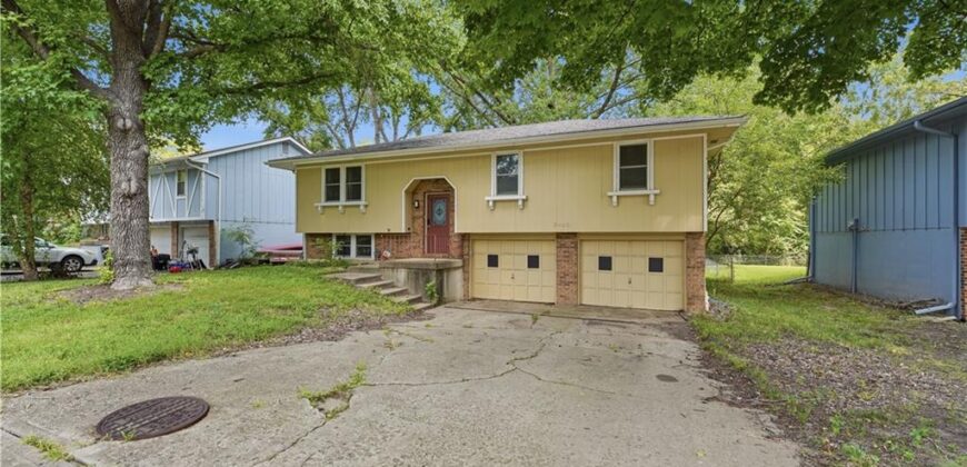 6493 Delta Avenue, Kansas City, MO 64151