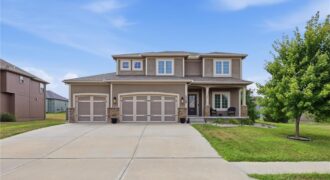 1729 Cambridge Circle, Kearney, MO 64060