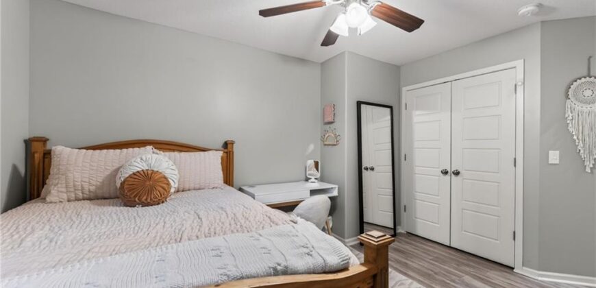 6388 NW Sioux Drive, Parkville, MO 64152