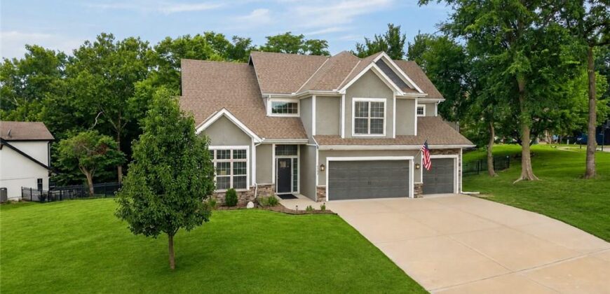 6388 NW Sioux Drive, Parkville, MO 64152