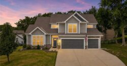 6388 NW Sioux Drive, Parkville, MO 64152