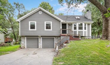 8209 NW 79th Terrace, Kansas City, MO 64152