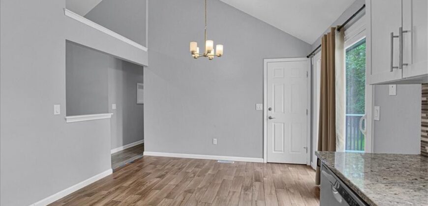 8209 NW 79th Terrace, Kansas City, MO 64152