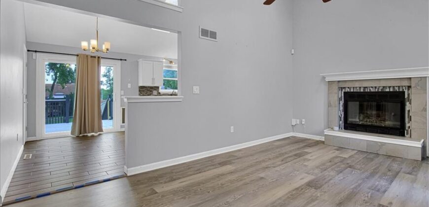 8209 NW 79th Terrace, Kansas City, MO 64152