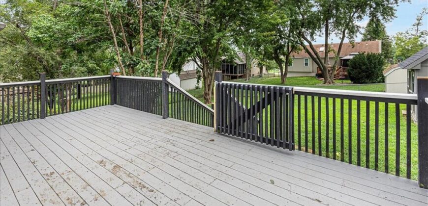 8209 NW 79th Terrace, Kansas City, MO 64152