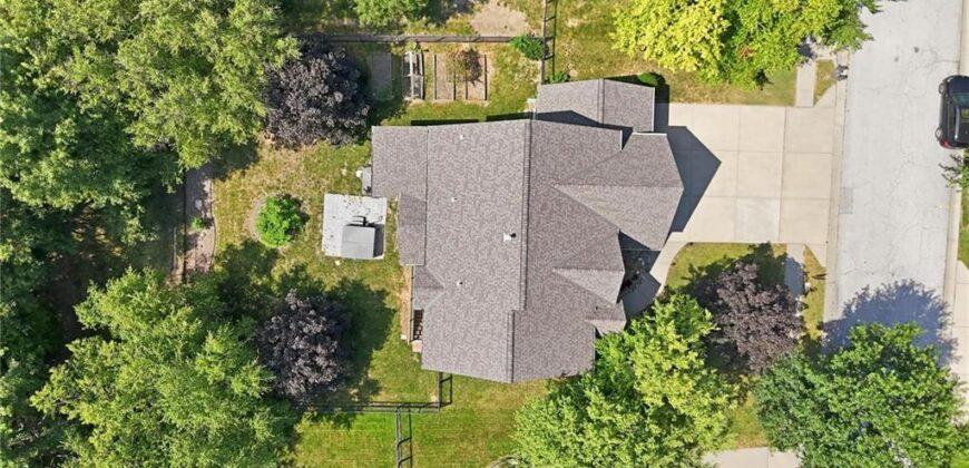 8808 N Oxford Avenue, Kansas City, MO 64157