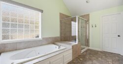 8808 N Oxford Avenue, Kansas City, MO 64157