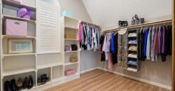 8808 N Oxford Avenue, Kansas City, MO 64157