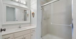 8808 N Oxford Avenue, Kansas City, MO 64157