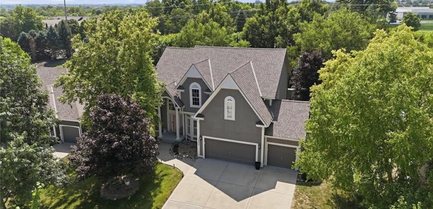 8808 N Oxford Avenue, Kansas City, MO 64157