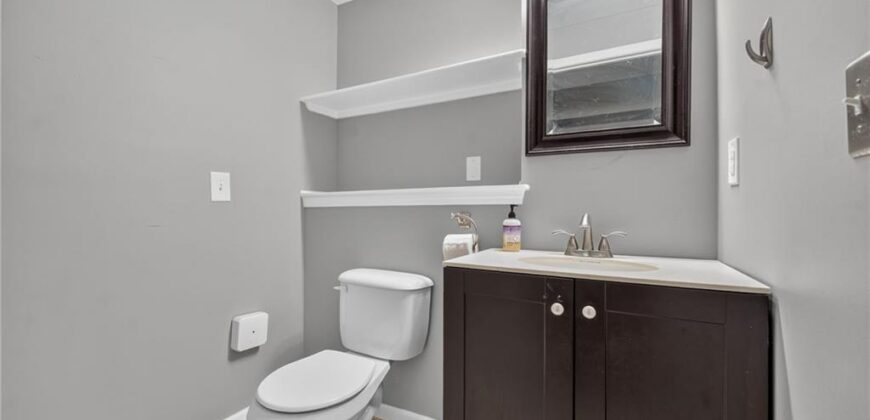 10820 N Smalley Court, Kansas City, MO 64157
