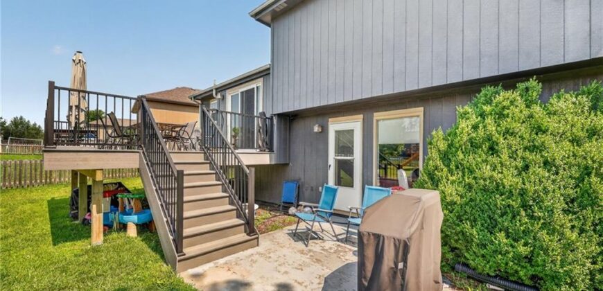 10820 N Smalley Court, Kansas City, MO 64157
