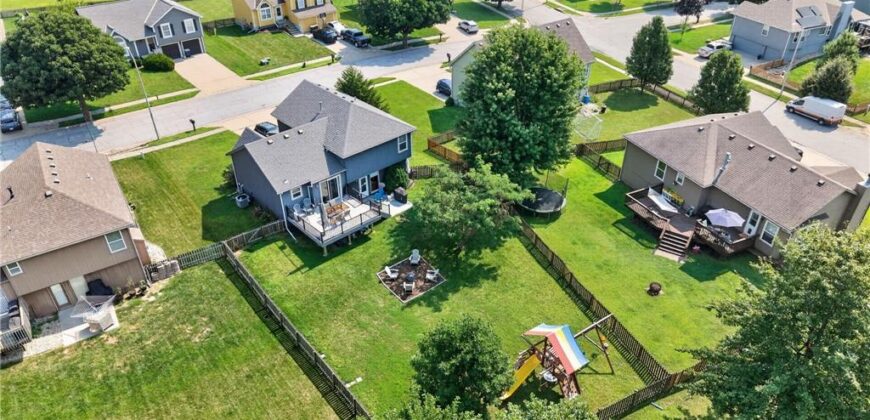 10820 N Smalley Court, Kansas City, MO 64157