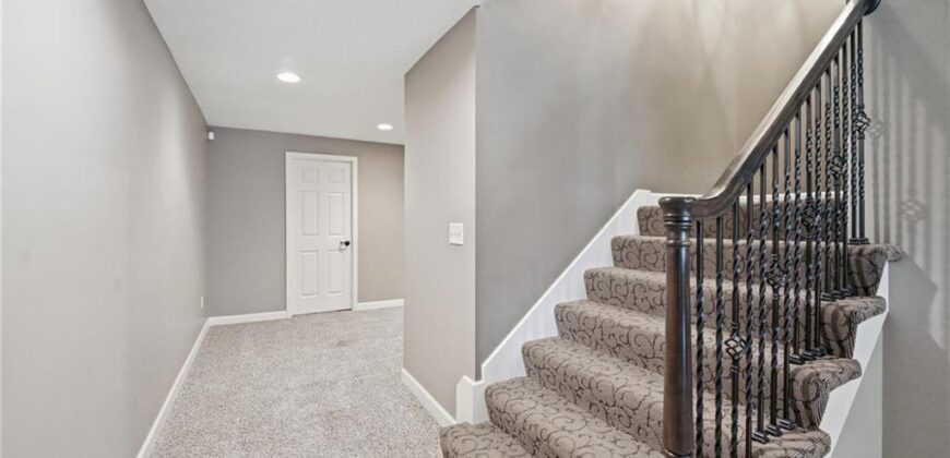 5303 NW 60th Terrace, Kansas City, MO 64151