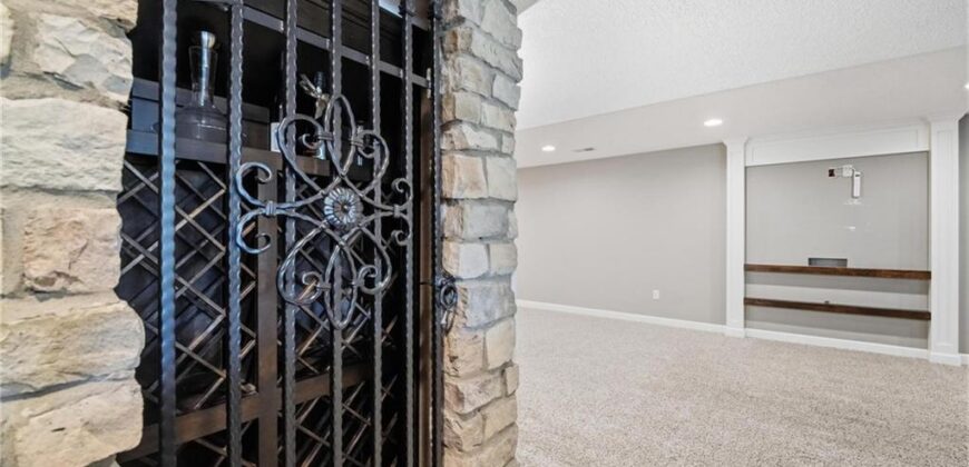 5303 NW 60th Terrace, Kansas City, MO 64151