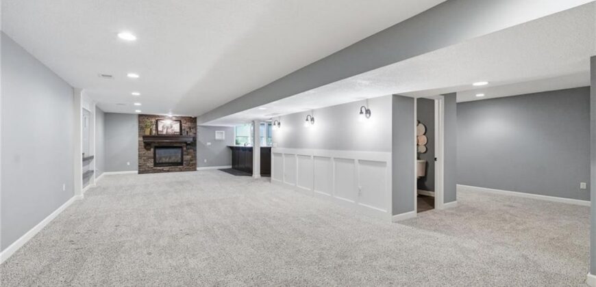 5303 NW 60th Terrace, Kansas City, MO 64151
