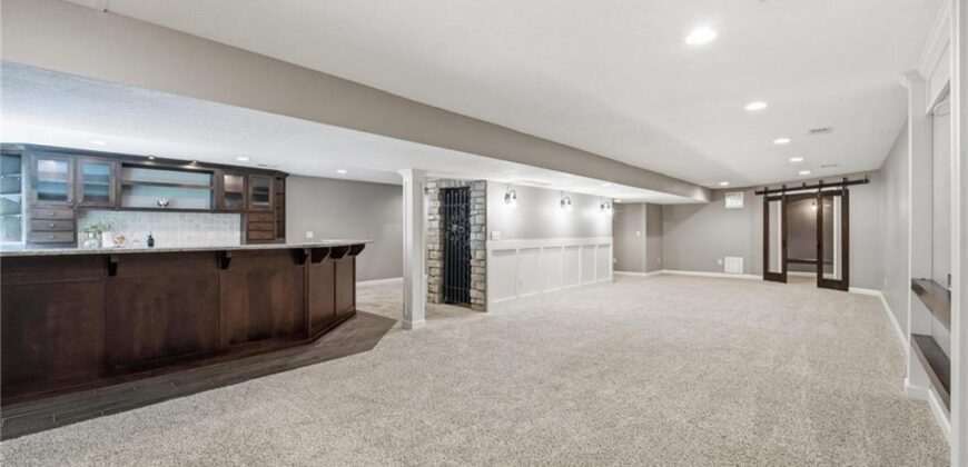 5303 NW 60th Terrace, Kansas City, MO 64151