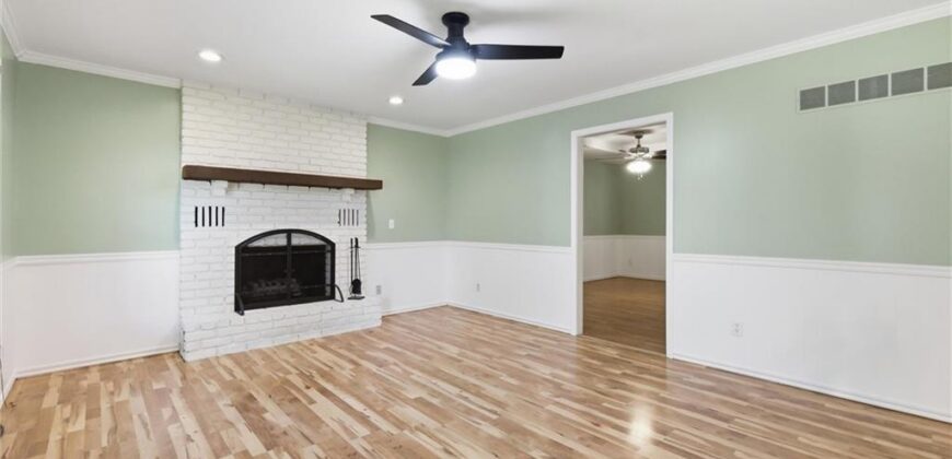 5519 NW Verlin Drive, Kansas City, MO 64152
