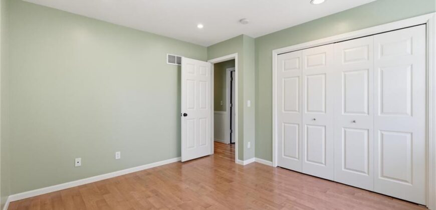 5519 NW Verlin Drive, Kansas City, MO 64152