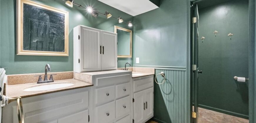 5519 NW Verlin Drive, Kansas City, MO 64152