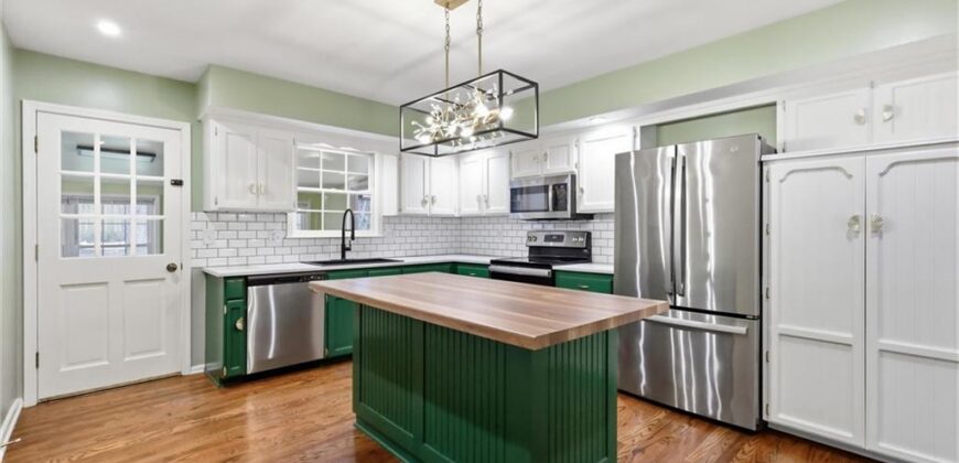 5519 NW Verlin Drive, Kansas City, MO 64152