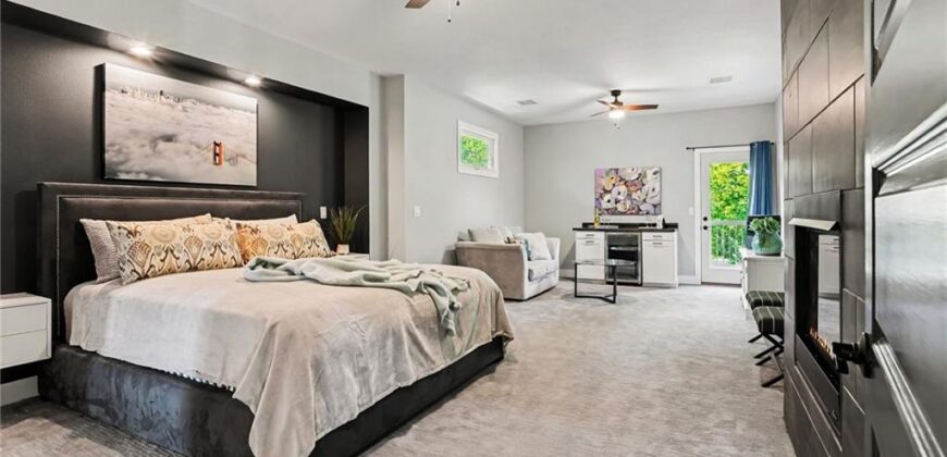 4718 N Mulberry Court, Kansas City, MO 64116