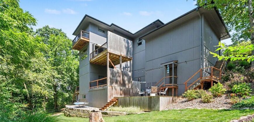 4718 N Mulberry Court, Kansas City, MO 64116