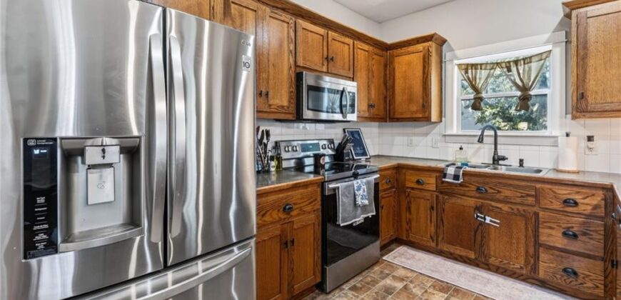 2000 Riverstone Drive, Excelsior Springs, MO 64024