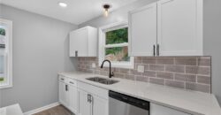 9310 NW 68th Street, Parkville, MO 64152