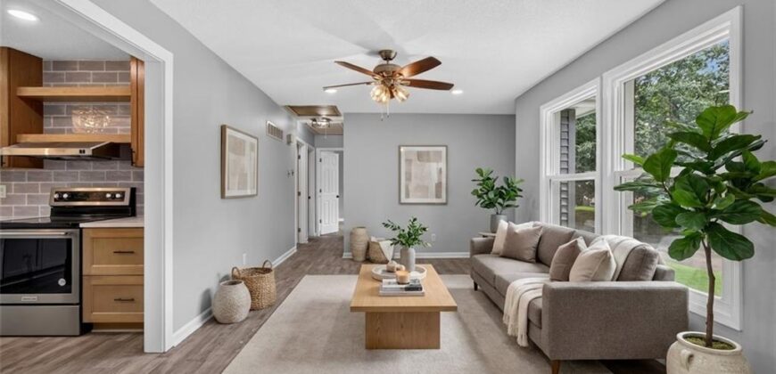 9310 NW 68th Street, Parkville, MO 64152