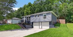 9310 NW 68th Street, Parkville, MO 64152