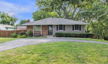 7001 N Highland Avenue, Kansas City, MO 64118