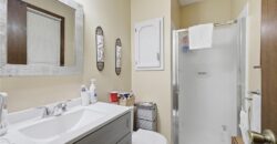 4680 N OLIVE Street, Kansas City, MO 64116
