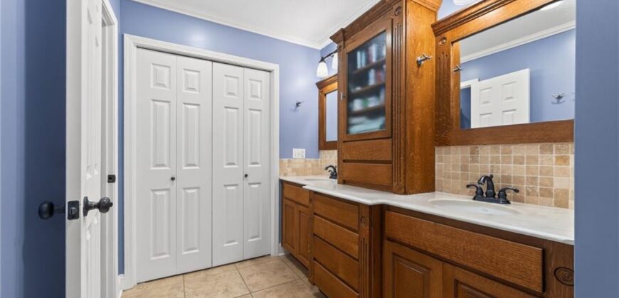 1120 NE 82nd Street, Kansas City, MO 64118