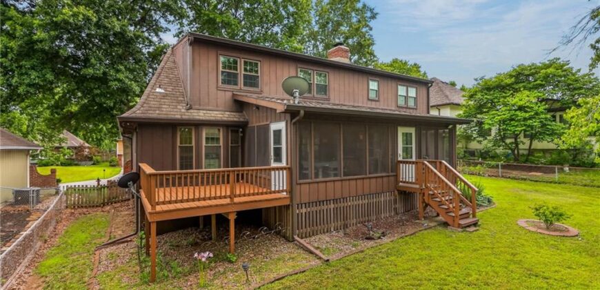 1120 NE 82nd Street, Kansas City, MO 64118