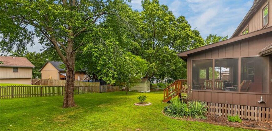 1120 NE 82nd Street, Kansas City, MO 64118