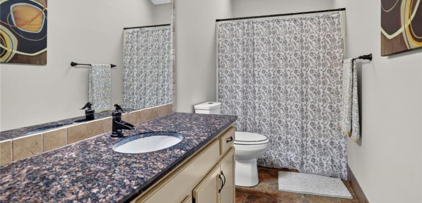 10307 NW 85th Court, Kansas City, MO 64153