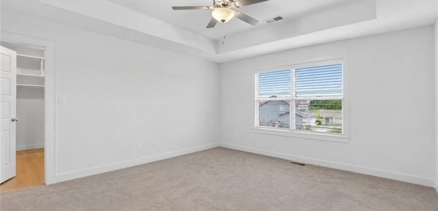 6619 NW 105th Court, Kansas City, MO 64154