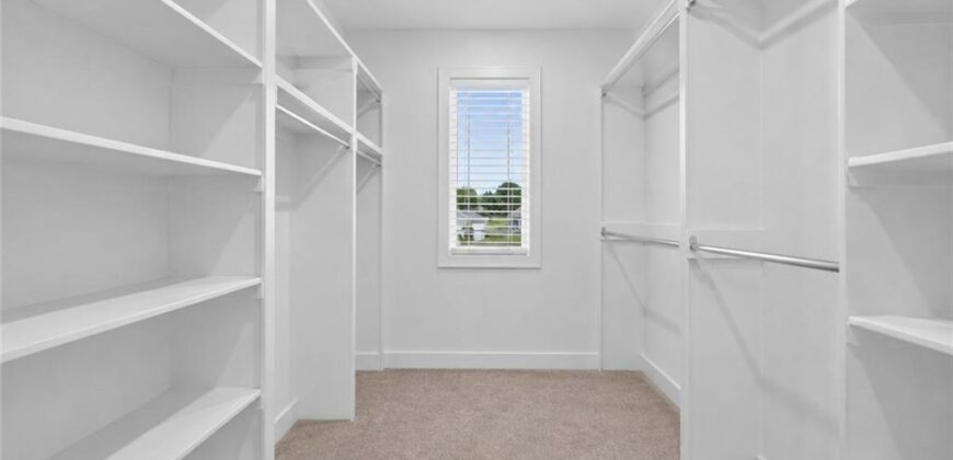 6619 NW 105th Court, Kansas City, MO 64154