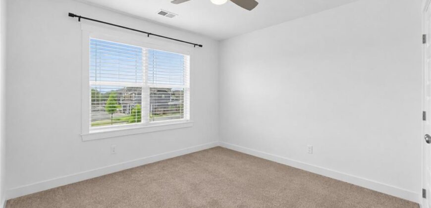 6619 NW 105th Court, Kansas City, MO 64154