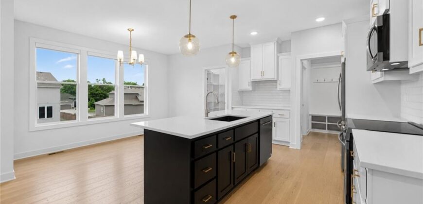 6619 NW 105th Court, Kansas City, MO 64154