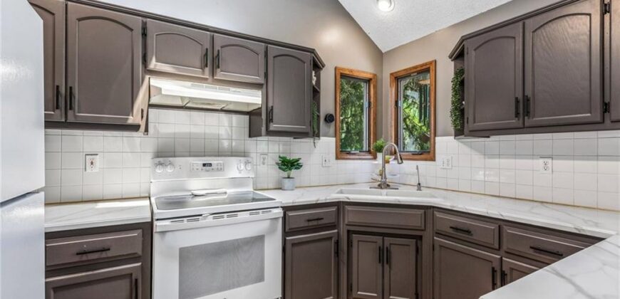 1101 NW 72nd Street, Kansas City, MO 64118