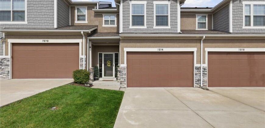 7374 Griffey Street, Parkville, MO 64152
