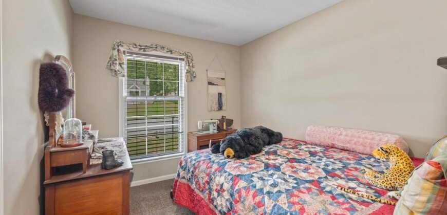 8016 N Garfield Avenue, Kansas City, MO 64118